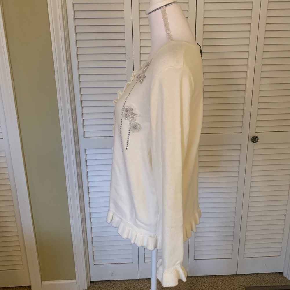 Badgley Mischka Embellished Cream Cardigan with Ruffle Trim Size XL NWT - Picture 5 of 14